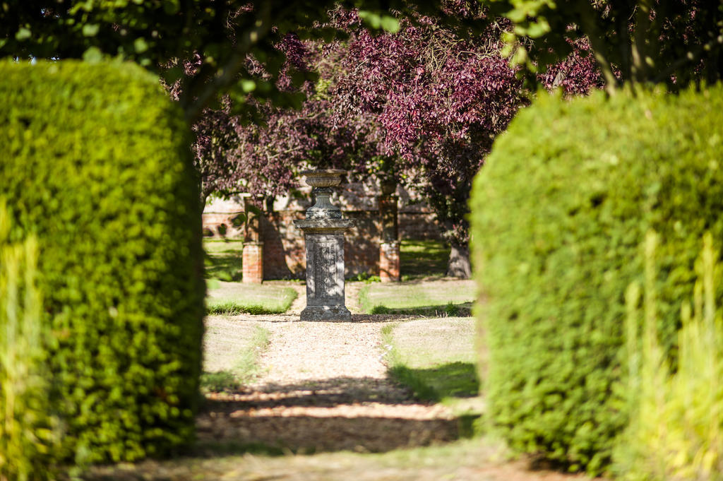 Seckford Hall & Hotel 4*