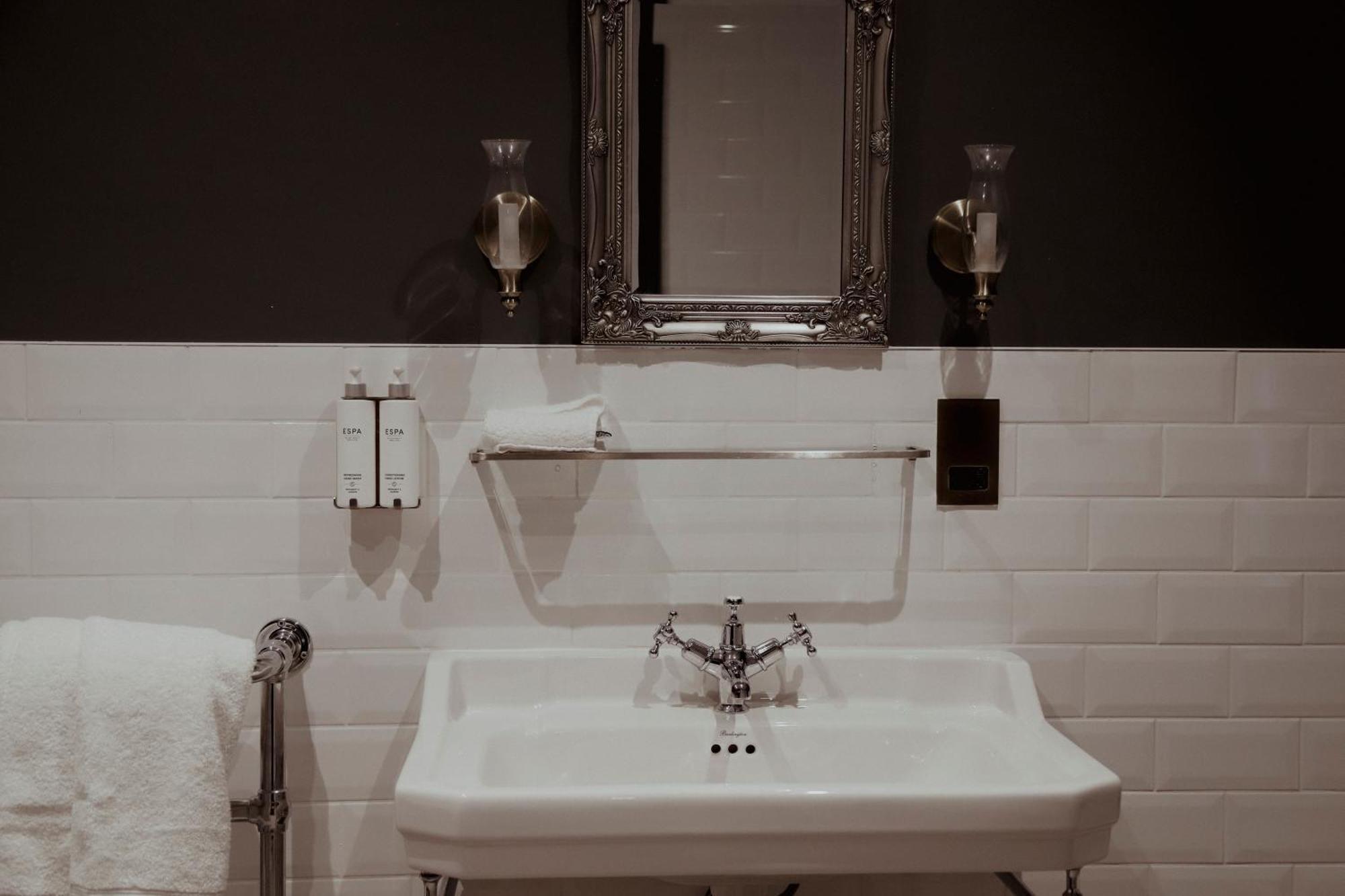Seckford Hall & 4* Woodbridge